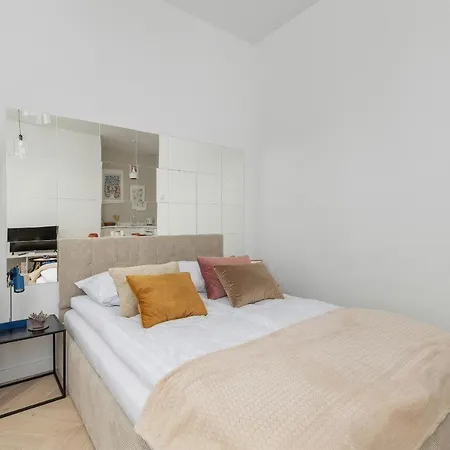 Appartement Bright In The Centre Of Opolska By Renters *