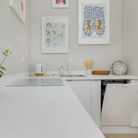 Bright In The Centre Of Opolska By Renters Katoviçe