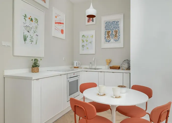 Bright In The Centre Of Opolska By Renters דירה *